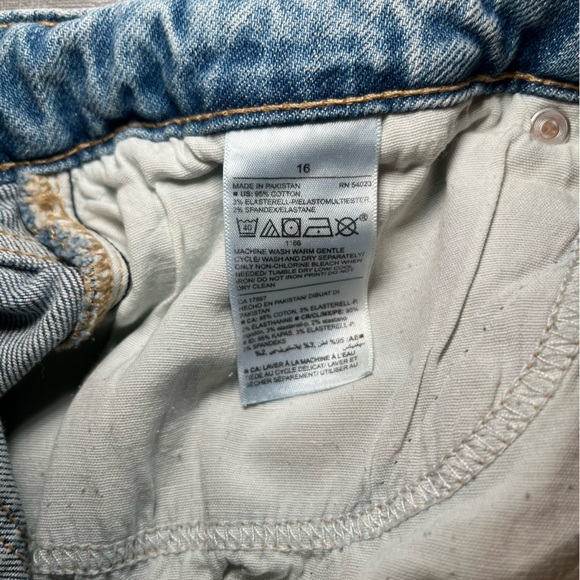 Old Navy Light Wash Denim Jean Mini Skirt Women’s Size 16 - Picture 2 of 3